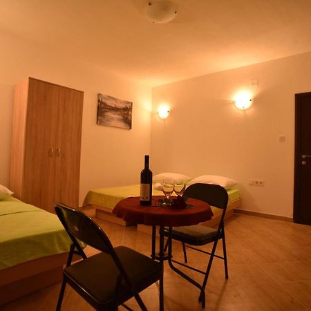 Apartmani Mihovic - Jaz Будва Экстерьер фото