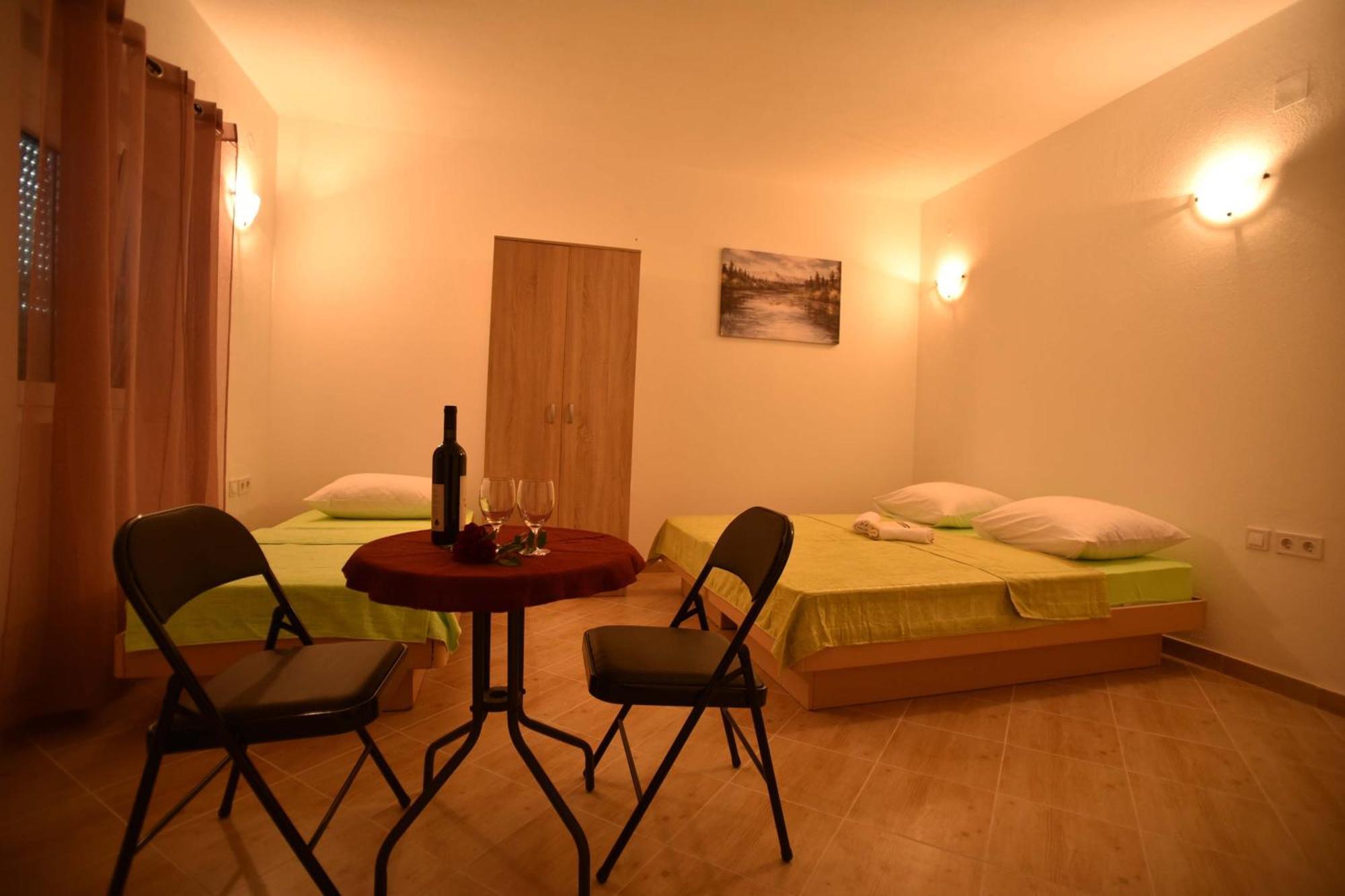 Apartmani Mihovic - Jaz Будва Экстерьер фото