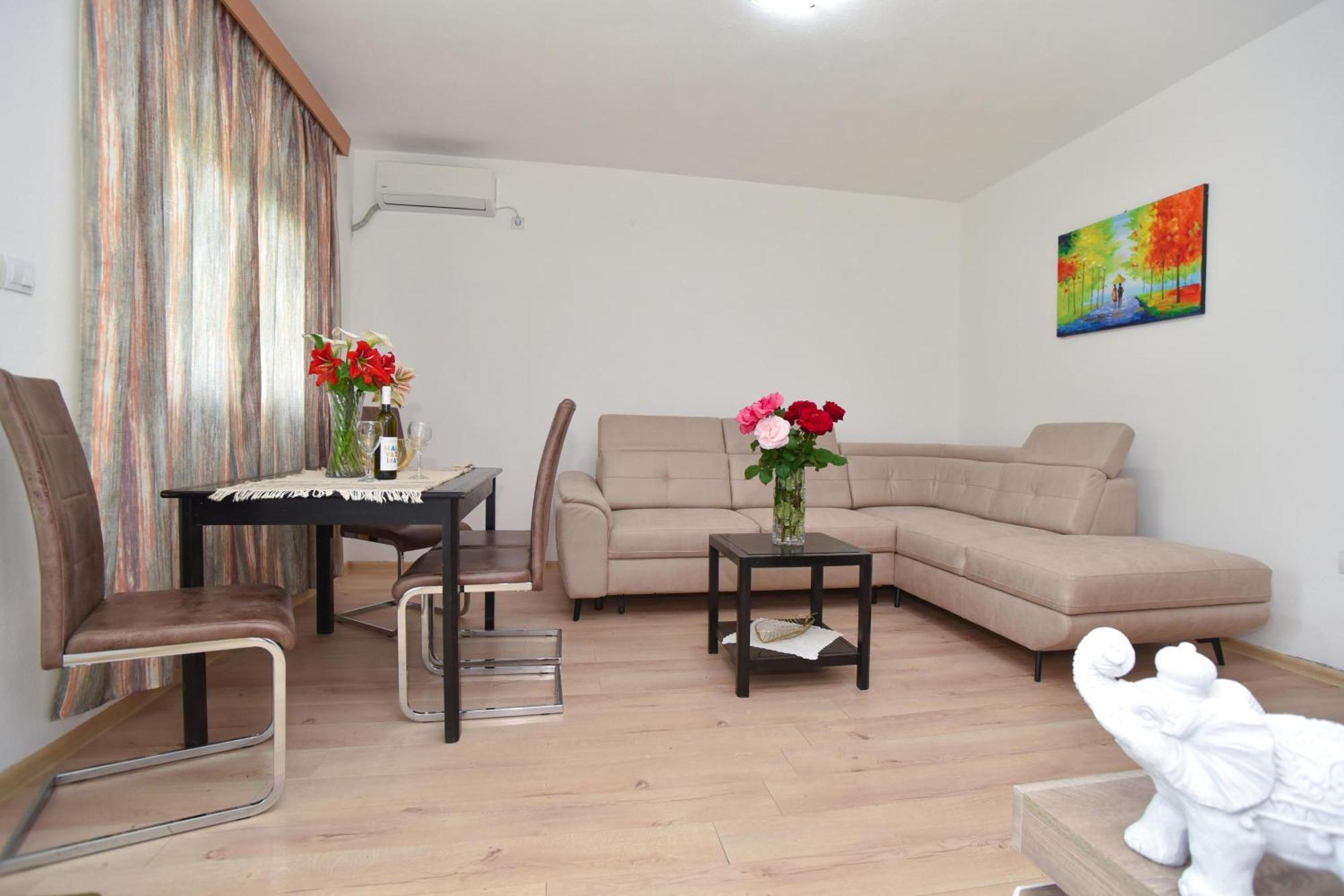 Apartmani Mihovic - Jaz Будва Экстерьер фото