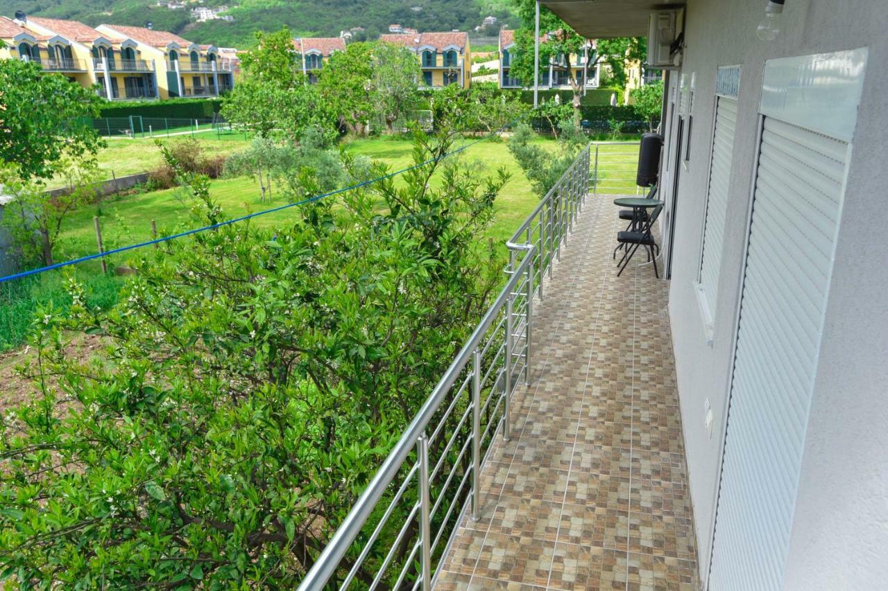 Apartmani Mihovic - Jaz Будва Экстерьер фото